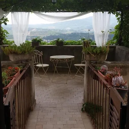 Palazzo De Fabritiis 3* Rosciano (Abruzzo)