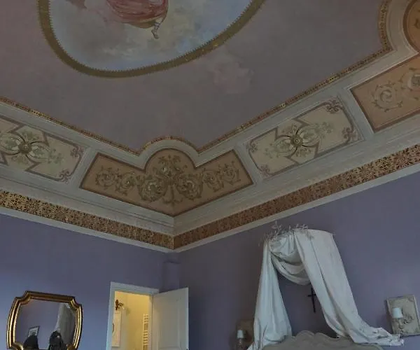 לינה וארוחת בוקר Palazzo De Fabritiis 3*